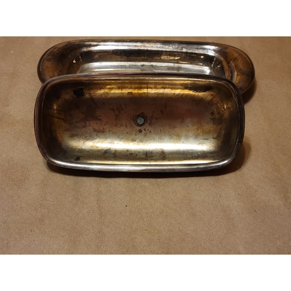 Vintage WM Rogers Silverplate Butter Dish with Glass Insert - Picture 7 of 10